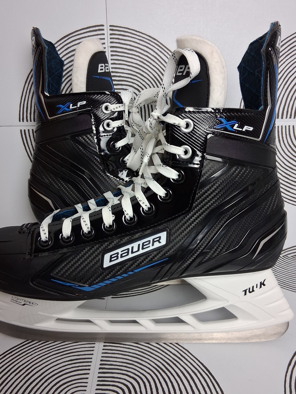Bauer XLP Mens 11 Black/Blue Light Speed Pro II Fleece Lined Ice Skates Tuuk